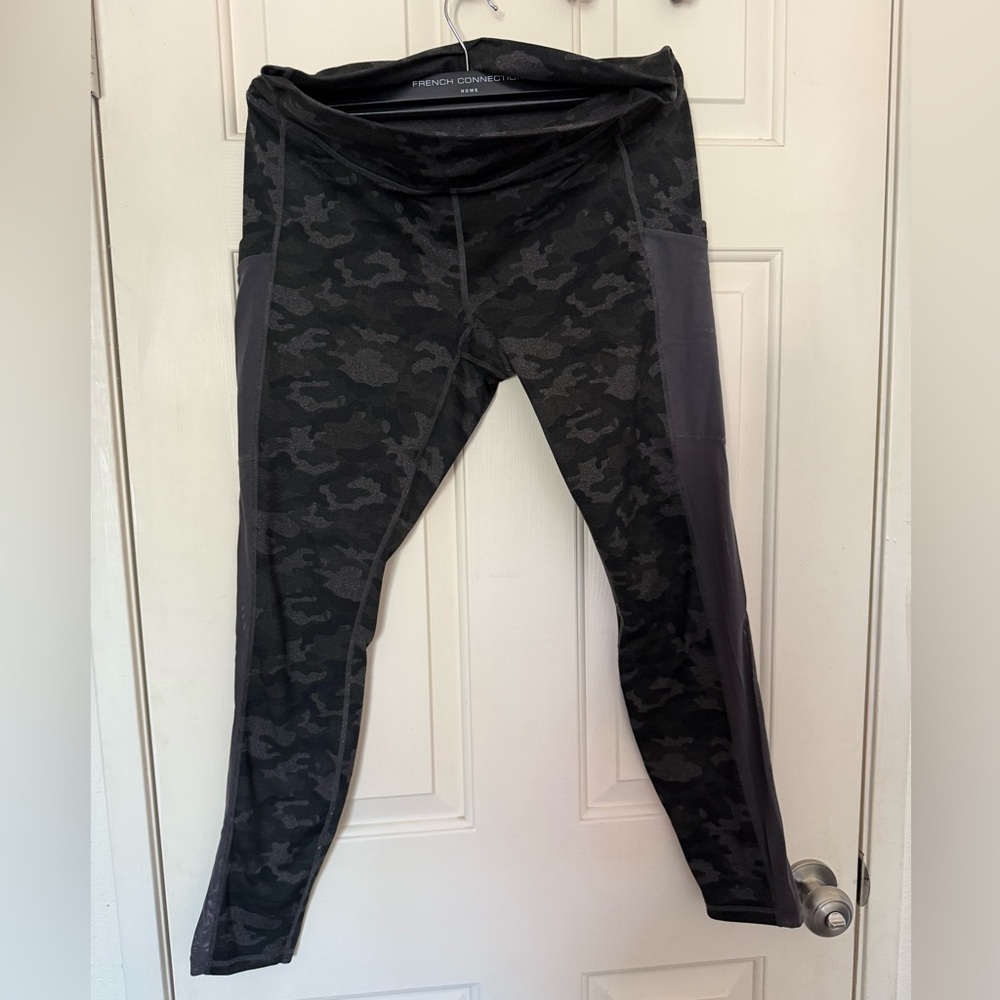 Fabletics Camo Leggings